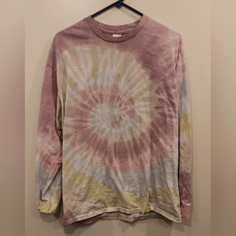 tri-color tyedye long sleeve